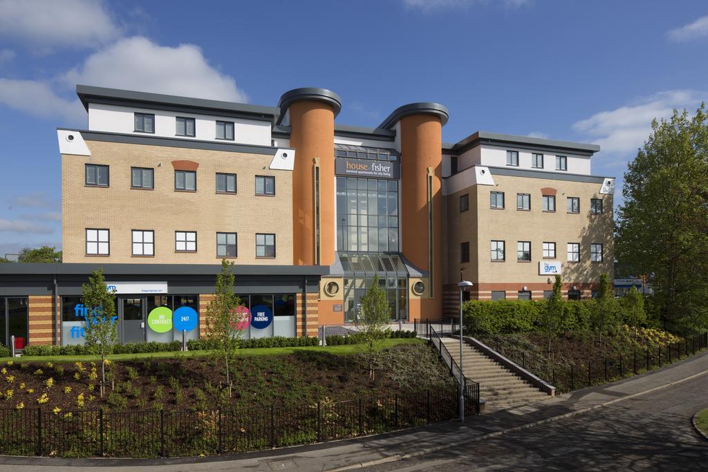 House Of Fisher - Beneficial House Bracknell Exteriör bild
